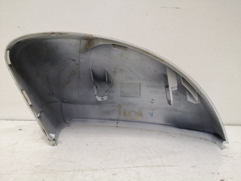 Накладка зеркала левого