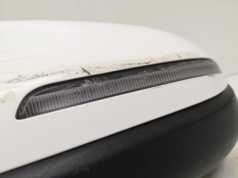 Зеркало левое электрическое