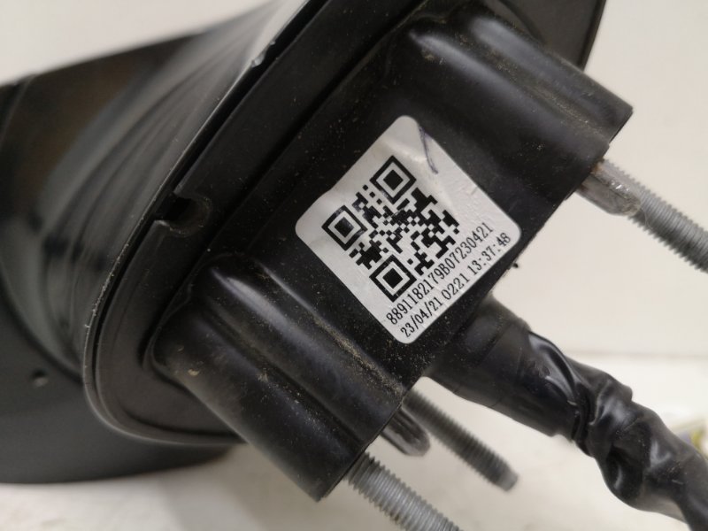 Зеркало правое электрическое