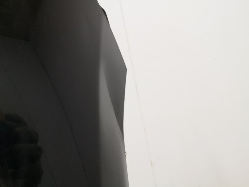 Крыло переднее правое