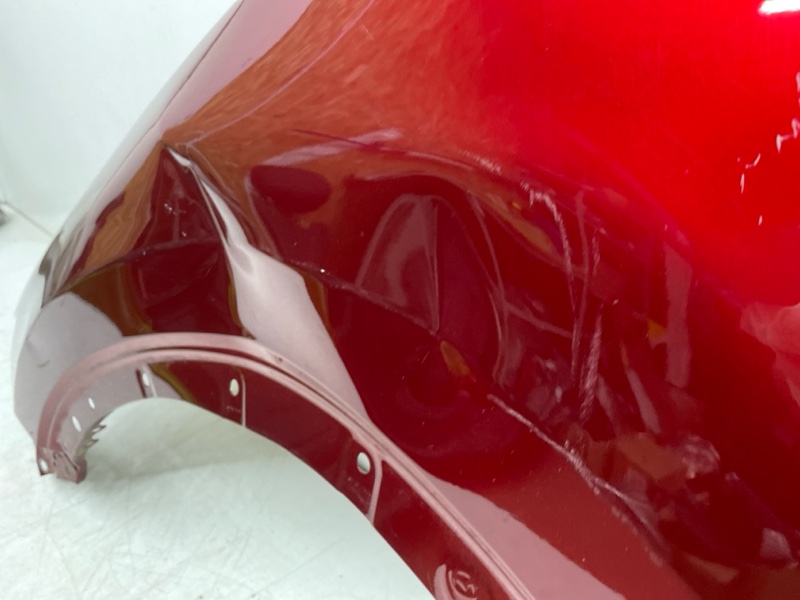 Крыло переднее левое