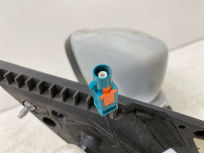 Зеркало левое электрическое