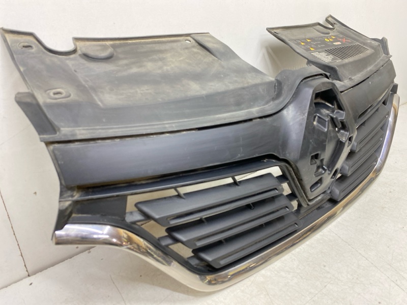 Решетка радиатора