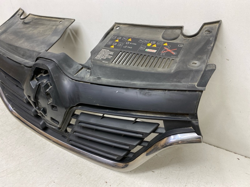 Решетка радиатора