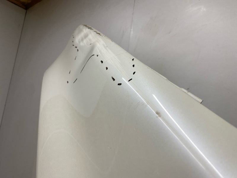 Крыло переднее левое