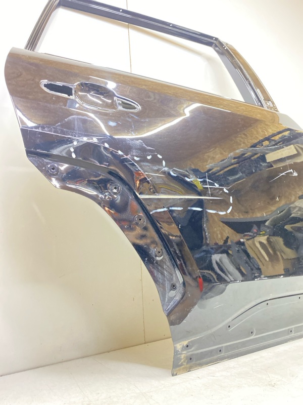 Дверь задняя правая