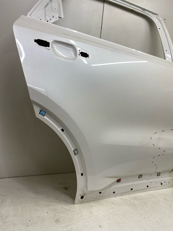 Дверь задняя правая