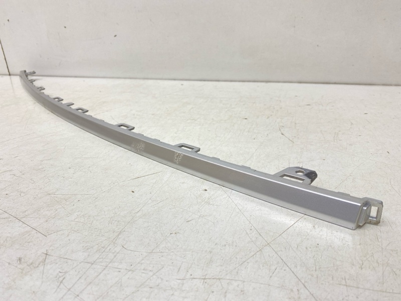 Молдинг заднего бампера