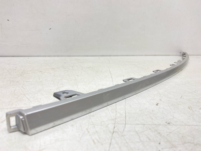 Молдинг заднего бампера