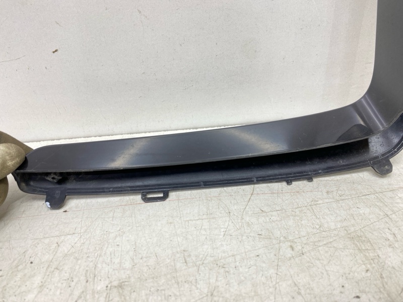 Накладка переднего бампера правая