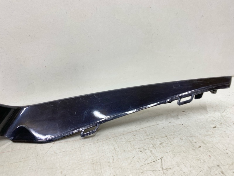 Накладка переднего бампера правая