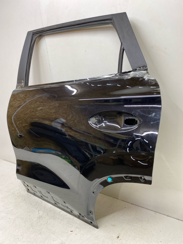 Дверь задняя левая