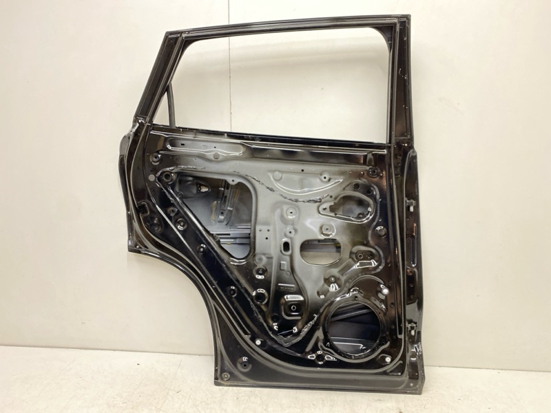 Дверь задняя левая