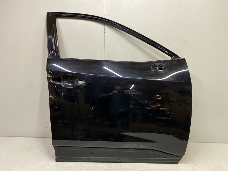 Дверь передняя правая