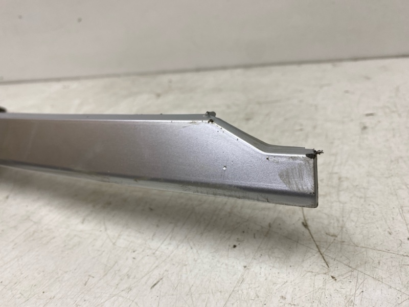Молдинг заднего бампера левый