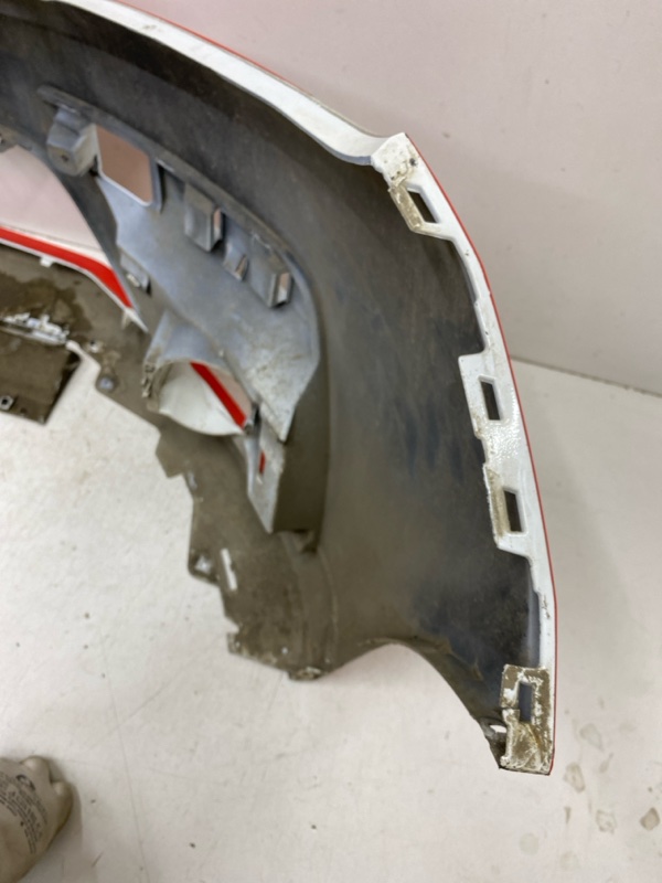 Бампер передний