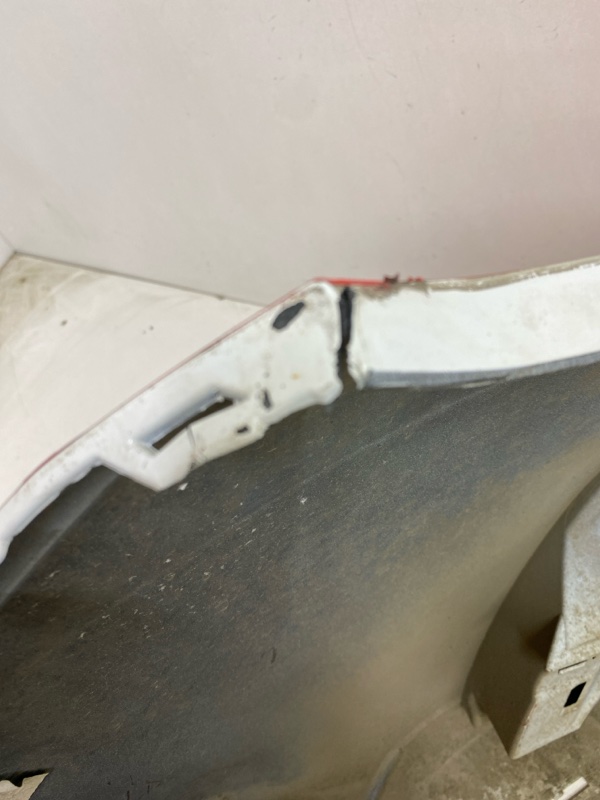 Бампер передний