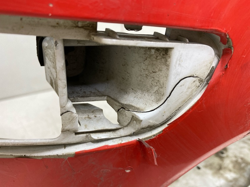 Бампер передний