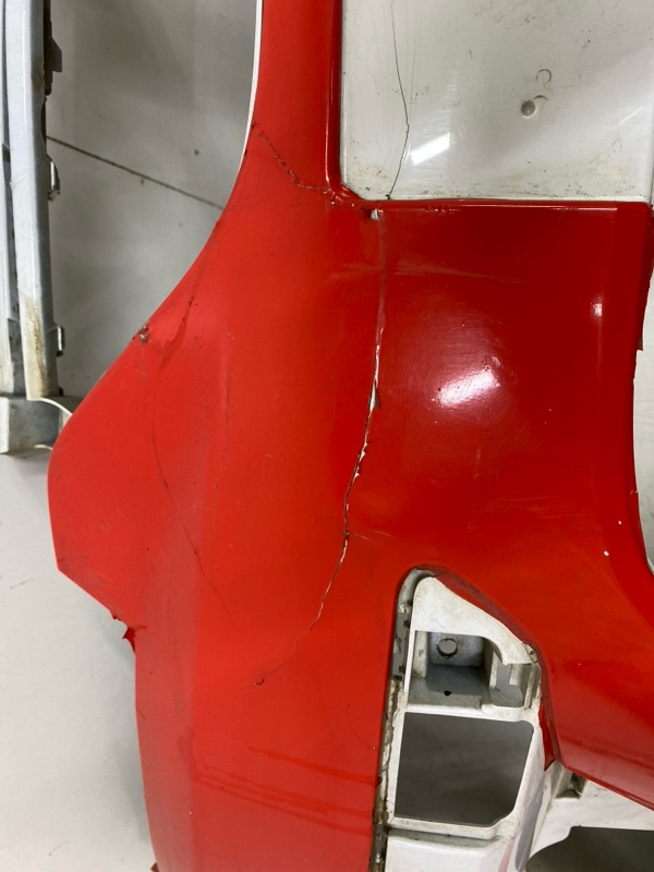 Бампер передний