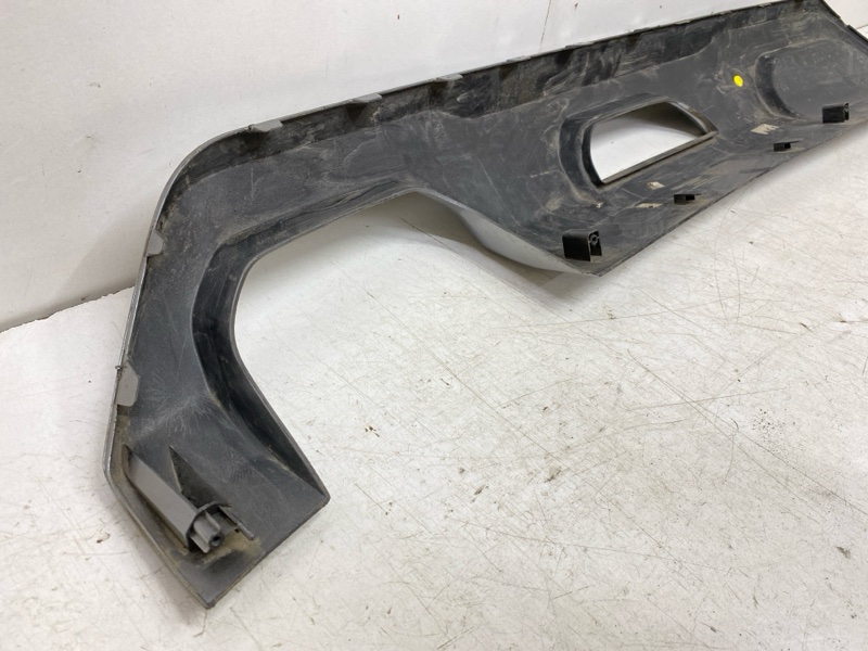 Спойлер заднего бампера