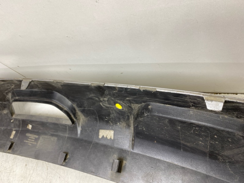 Спойлер заднего бампера