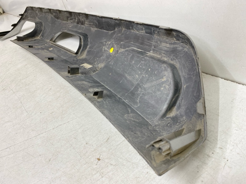 Спойлер заднего бампера