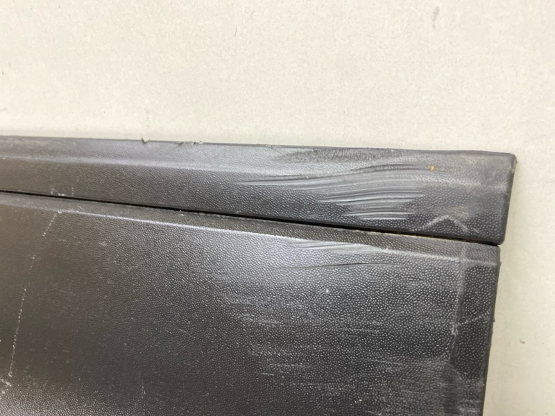 Молдинг двери