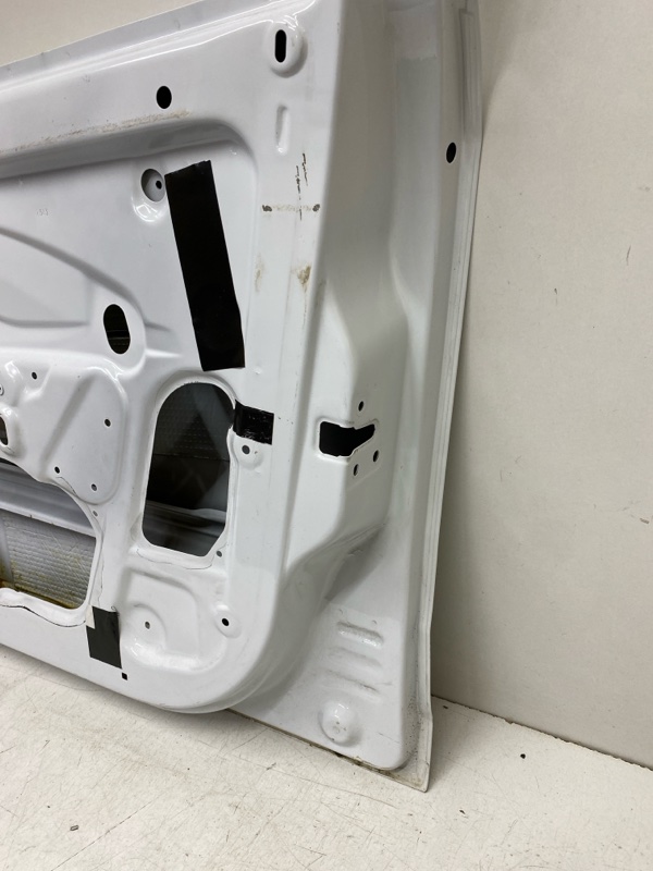 Дверь передняя правая