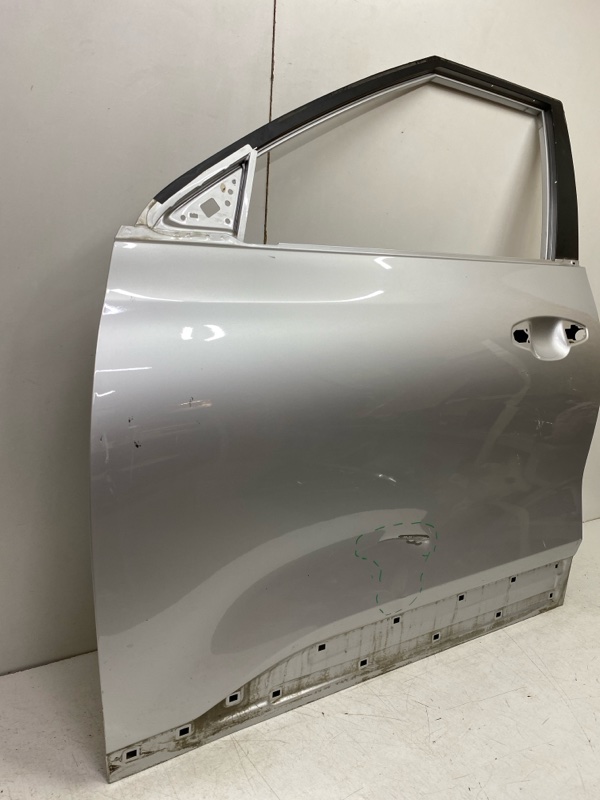 Дверь передняя левая