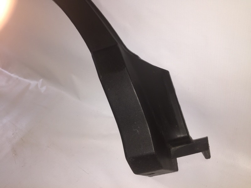 Накладка заднего крыла правого