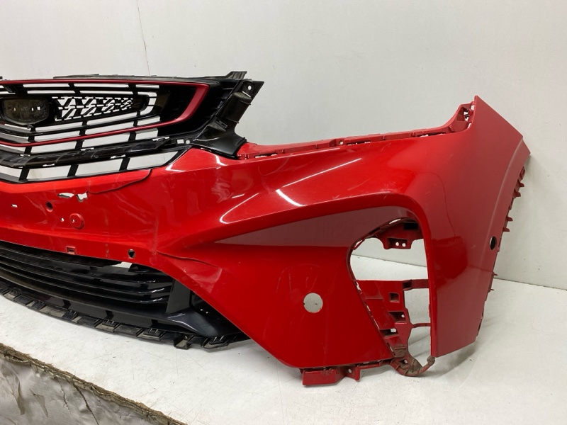 Бампер передний