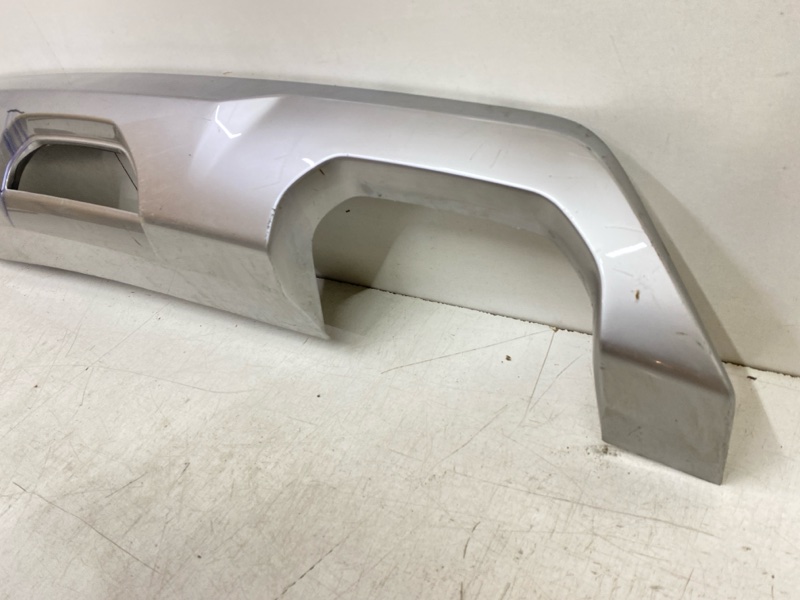 Спойлер заднего бампера