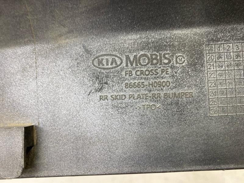 Спойлер заднего бампера