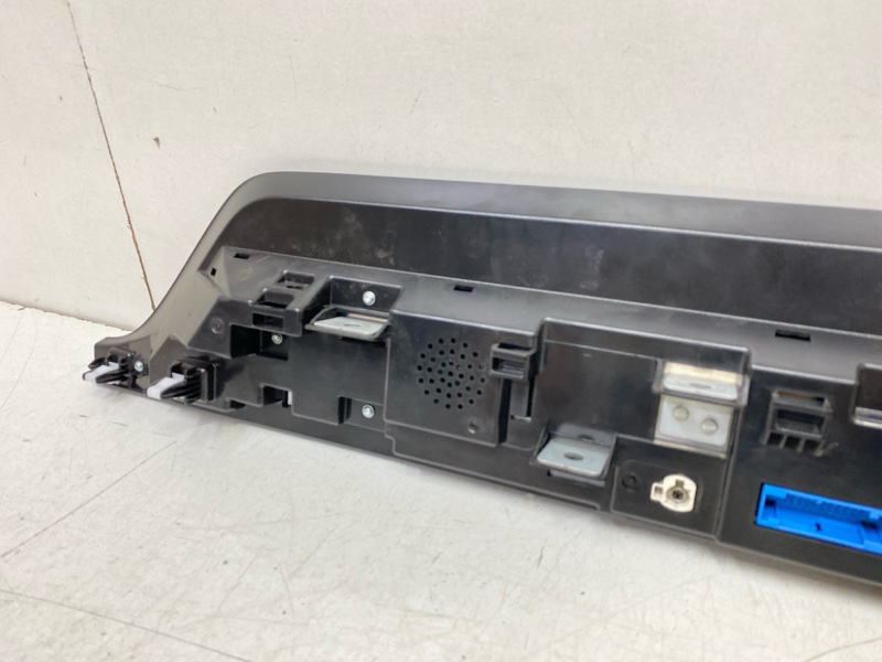 Панель приборов