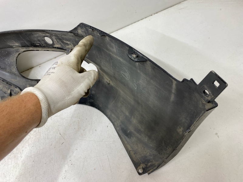 Спойлер заднего бампера