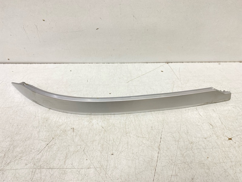 Молдинг заднего бампера левый