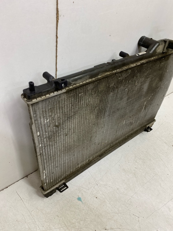 Радиатор охлаждения двигателя основной