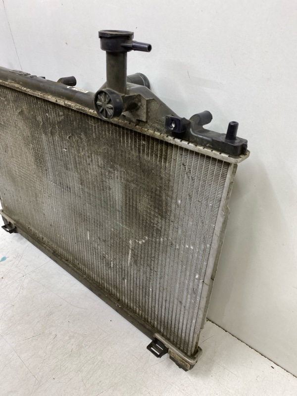 Радиатор охлаждения двигателя основной