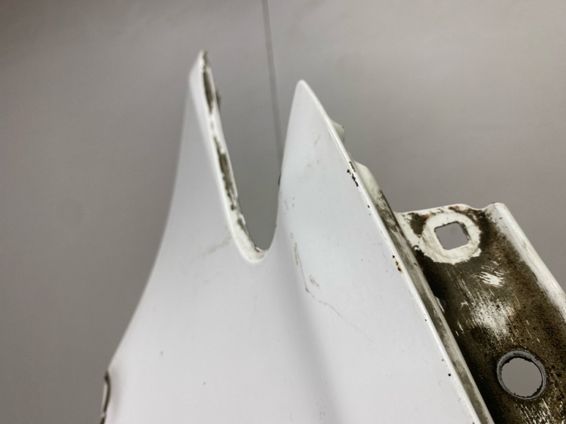 Крыло переднее левое