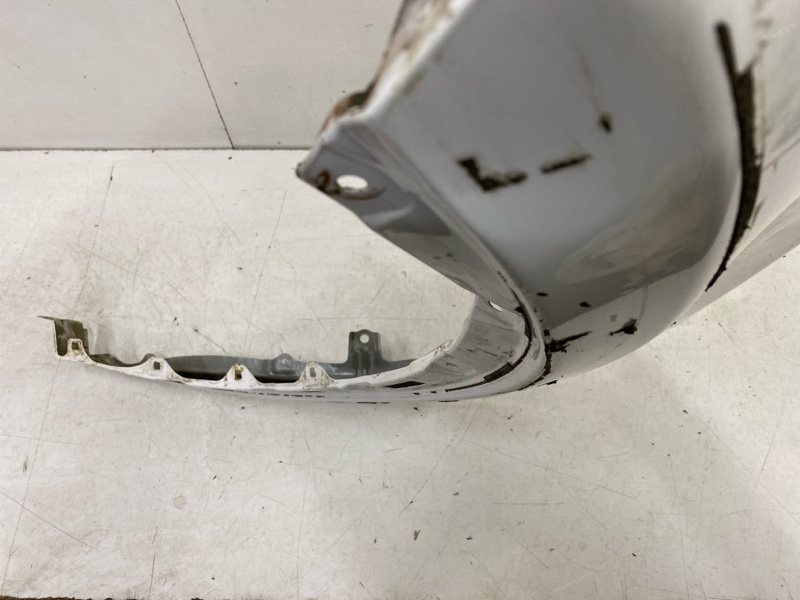 Крыло переднее левое