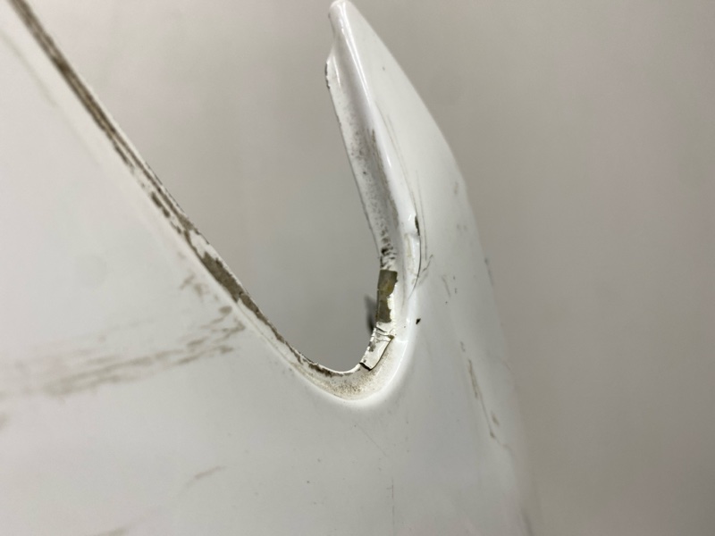 Крыло переднее левое