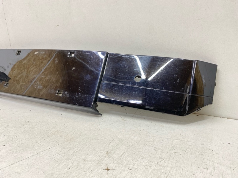 Накладка переднего бампера