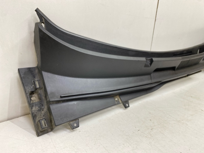 Решетка стеклоочистителей (Жабо)