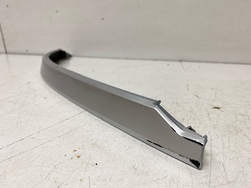 Молдинг заднего бампера левый