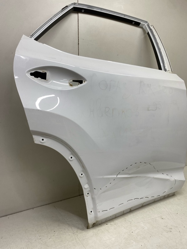 Дверь задняя правая