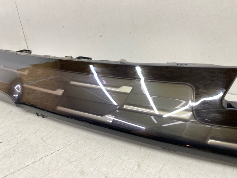 Накладка переднего бампера