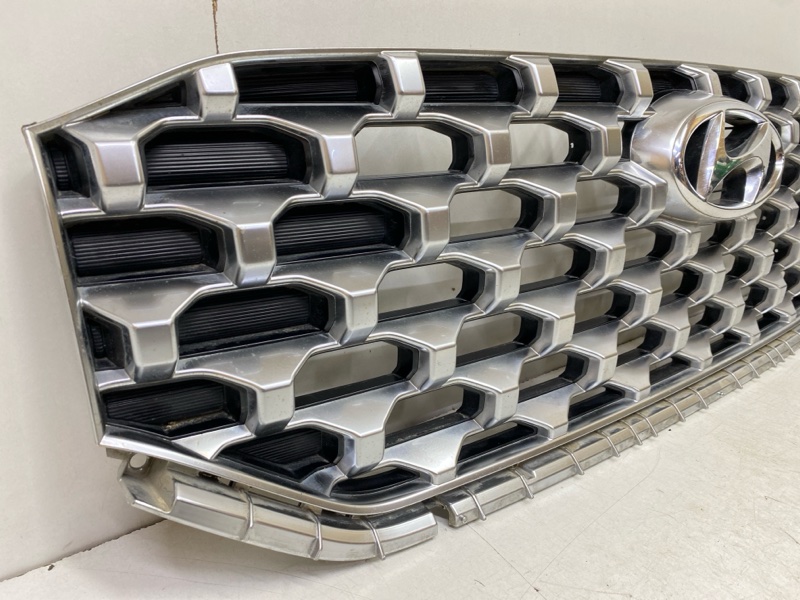 Решетка радиатора