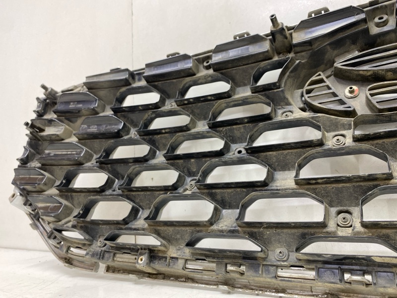 Решетка радиатора