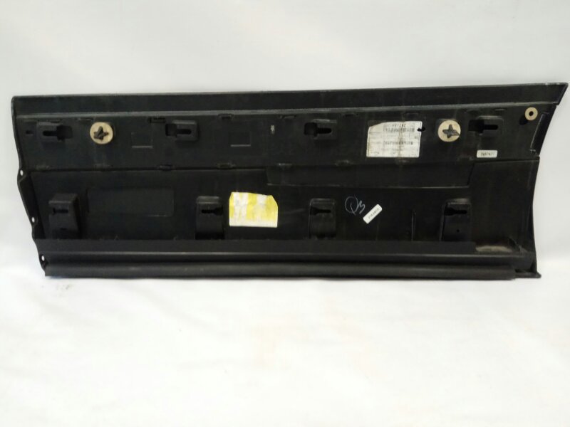 Накладка двери задней правой