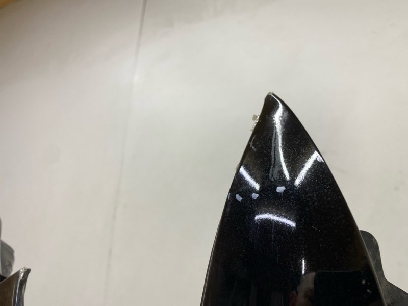 Крыло переднее левое